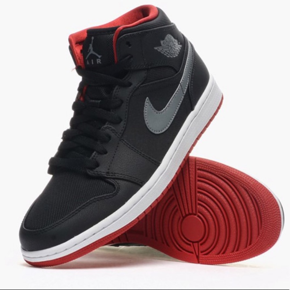 Jordan 1 Mid Black Cool Grey Gym Red